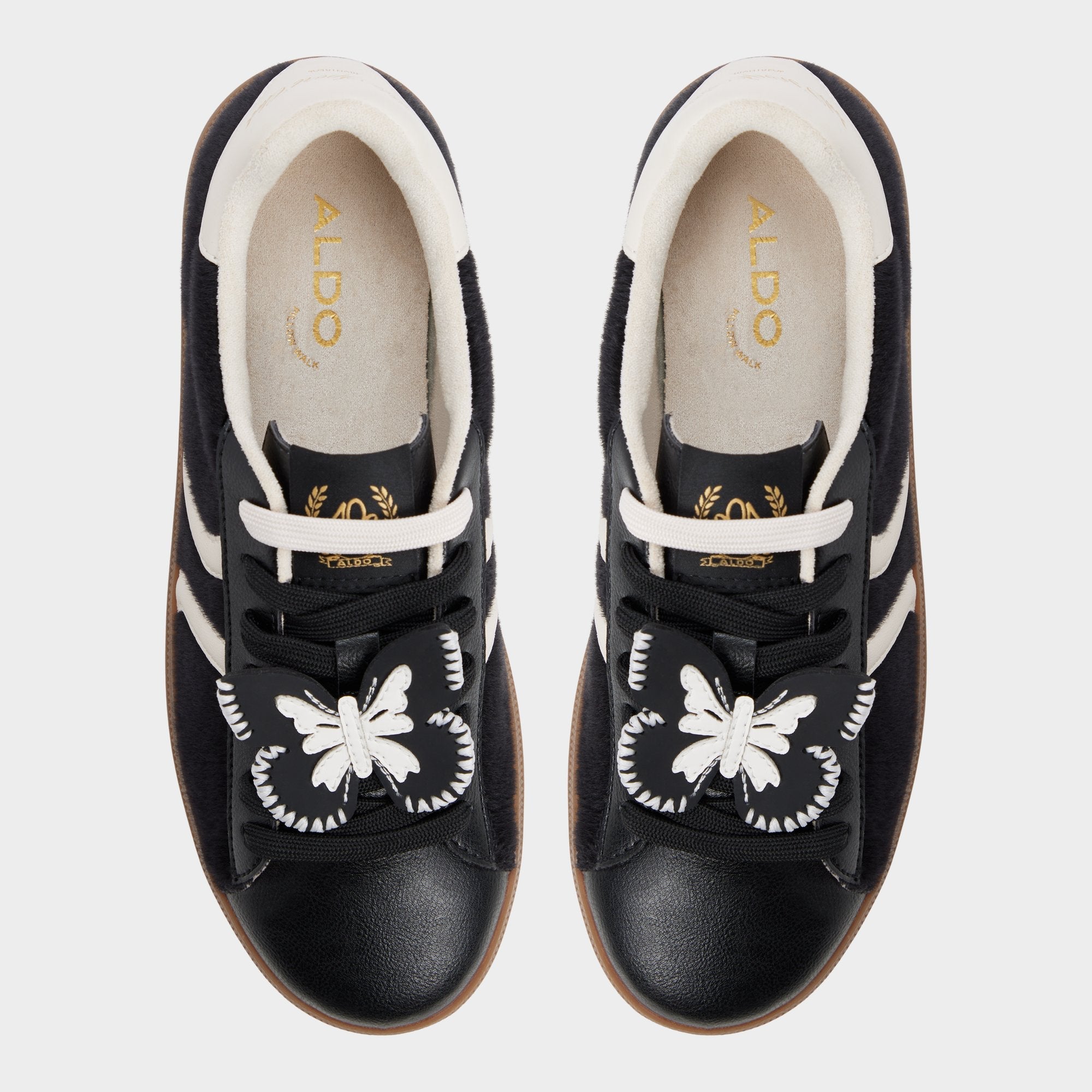 Chicsneaker2